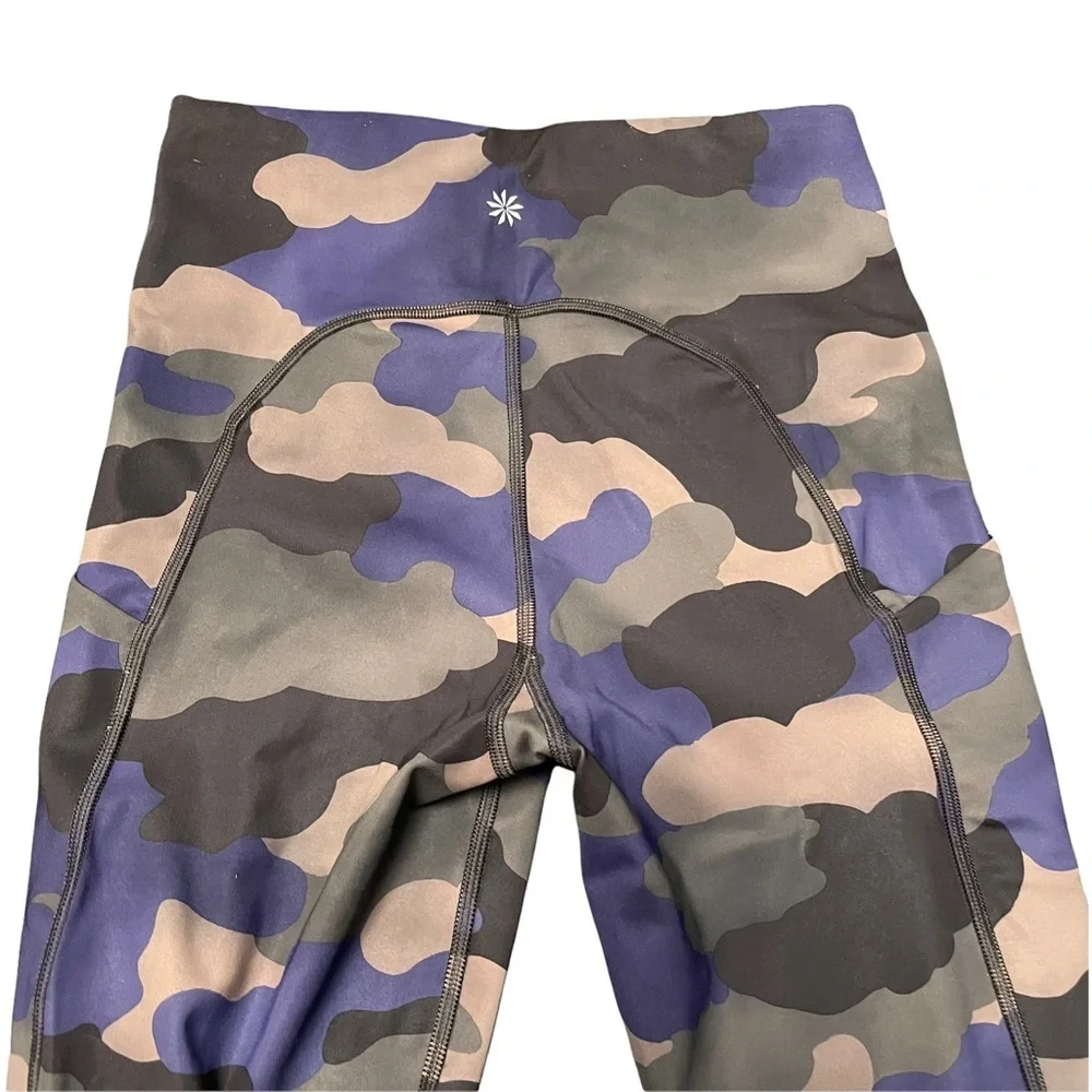 Athleta Ultimate‎ Stash Pocket Printed 7/8 Camo Tight Pants Leggings Size XS